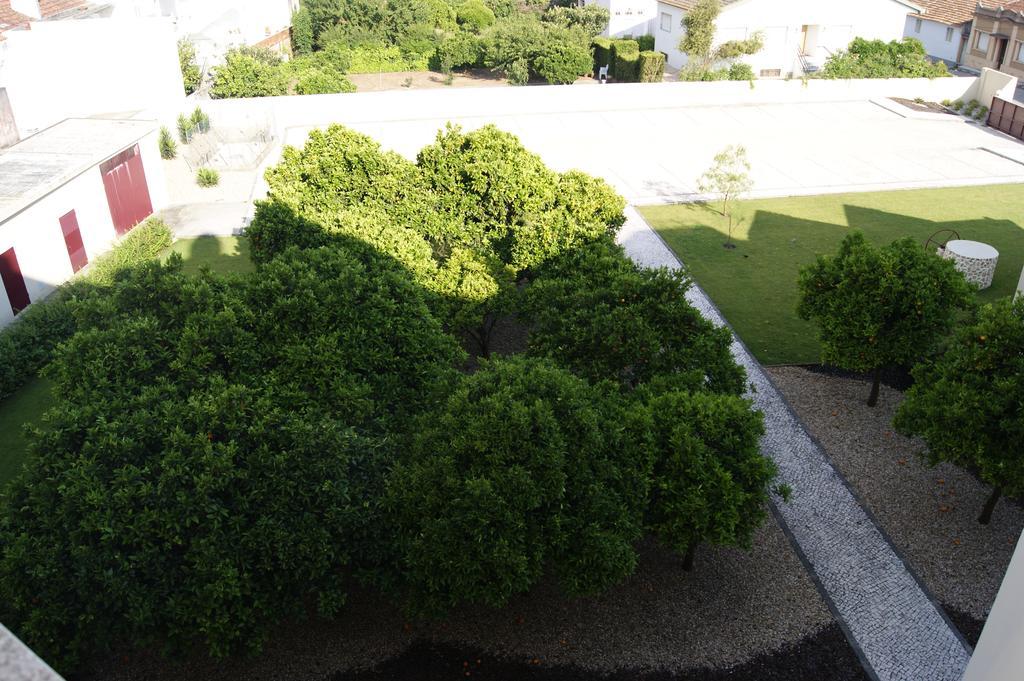 فندق هوتل كوميندادور بومبارال المظهر الخارجي الصورة